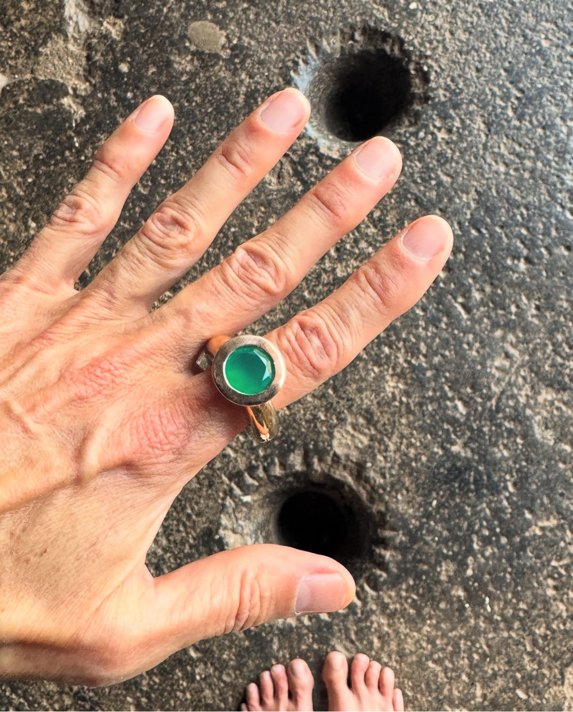 Green Onyx Princess Ring in Bronze