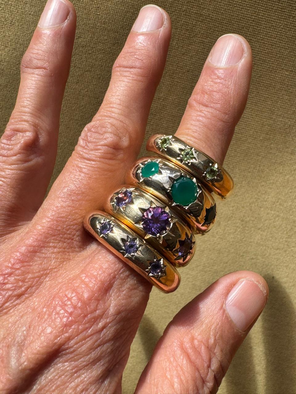 Green Onyx Star Ring in Bronze 7mm