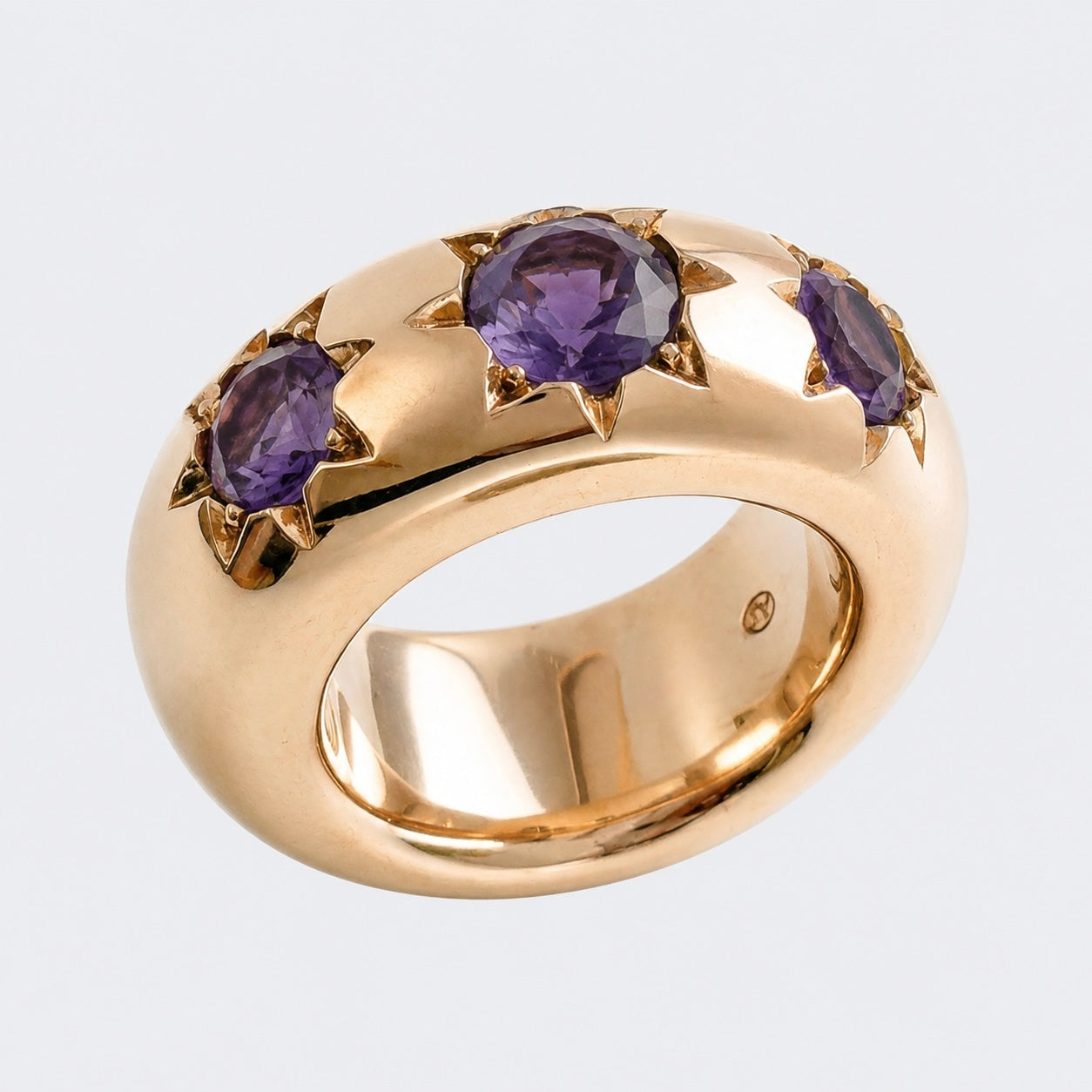Amethyst Star Ring in Bronze