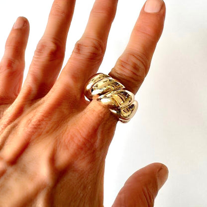 Bronze Scalloped Ring