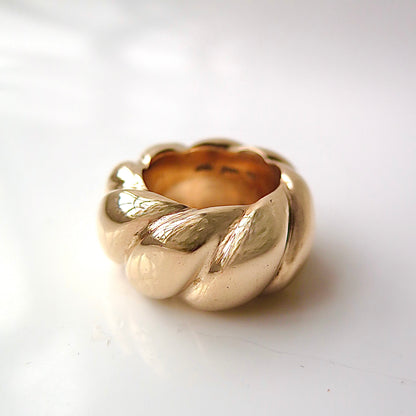 Bronze Scalloped Ring