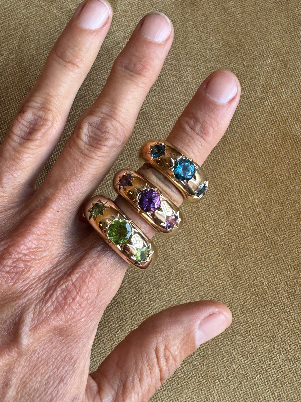 Amethyst Star Ring in Bronze