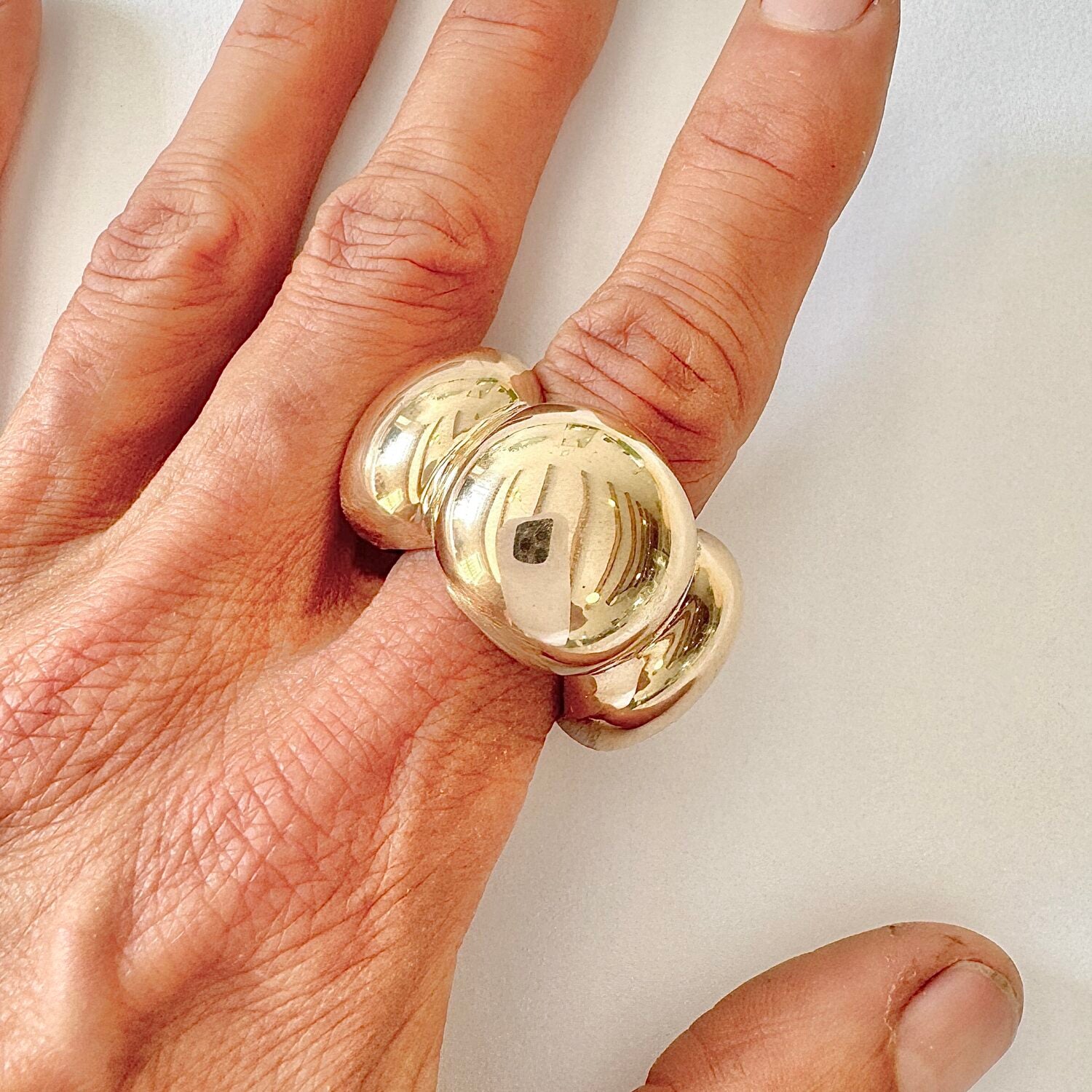 Giant Scalloped Ring in Bronze