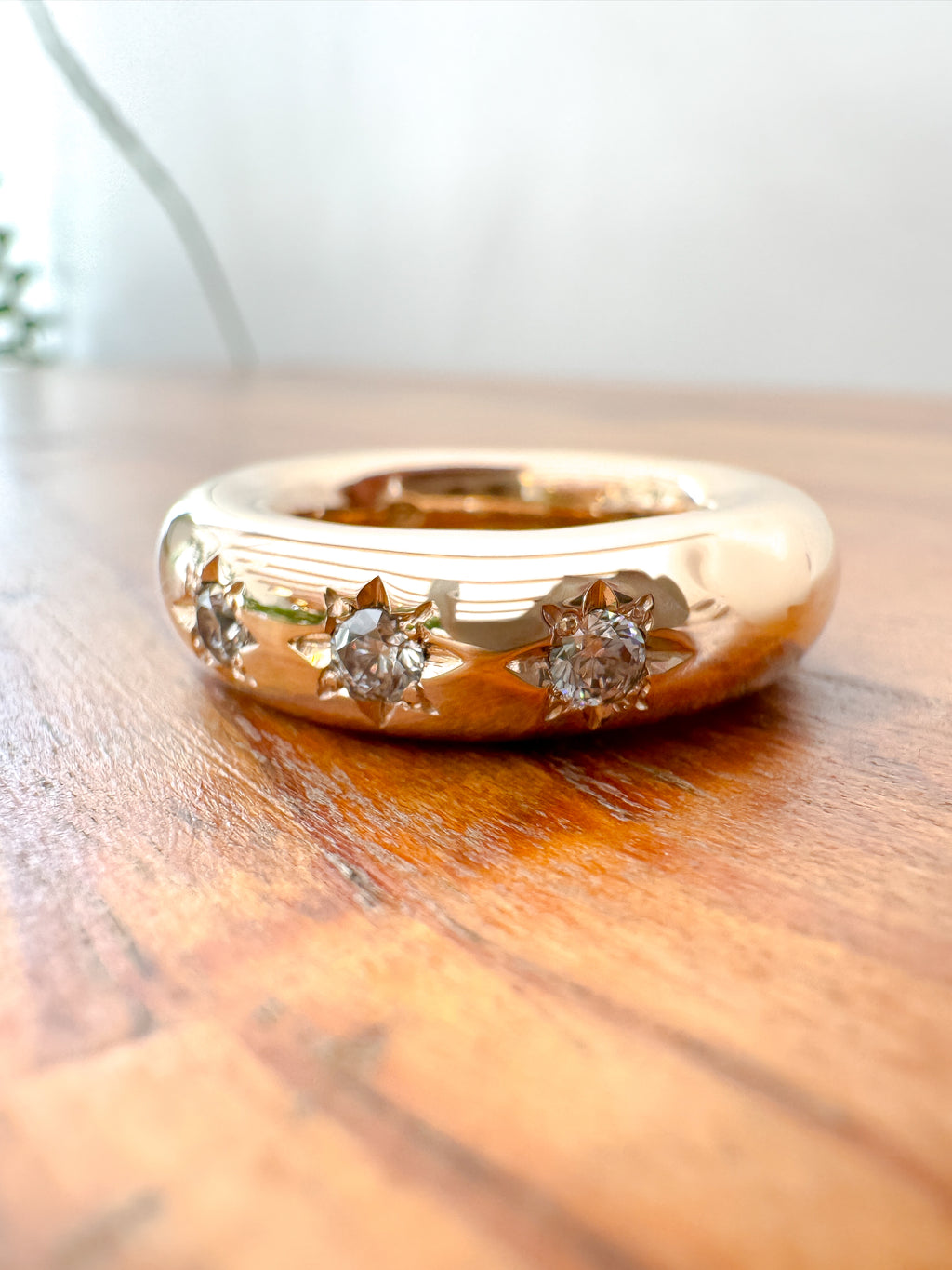 Cubic Zirconia Star Ring in Bronze 7mm