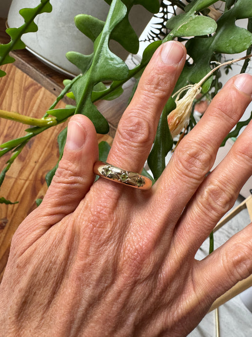 Peridot Star Ring in Bronze 7mm