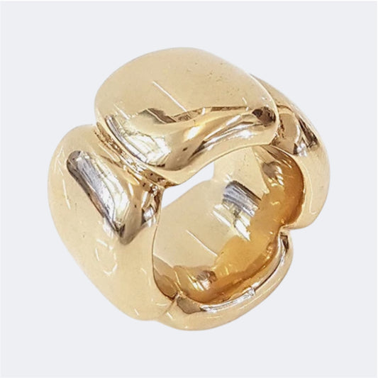 Flat Scalloped Bronze Ring