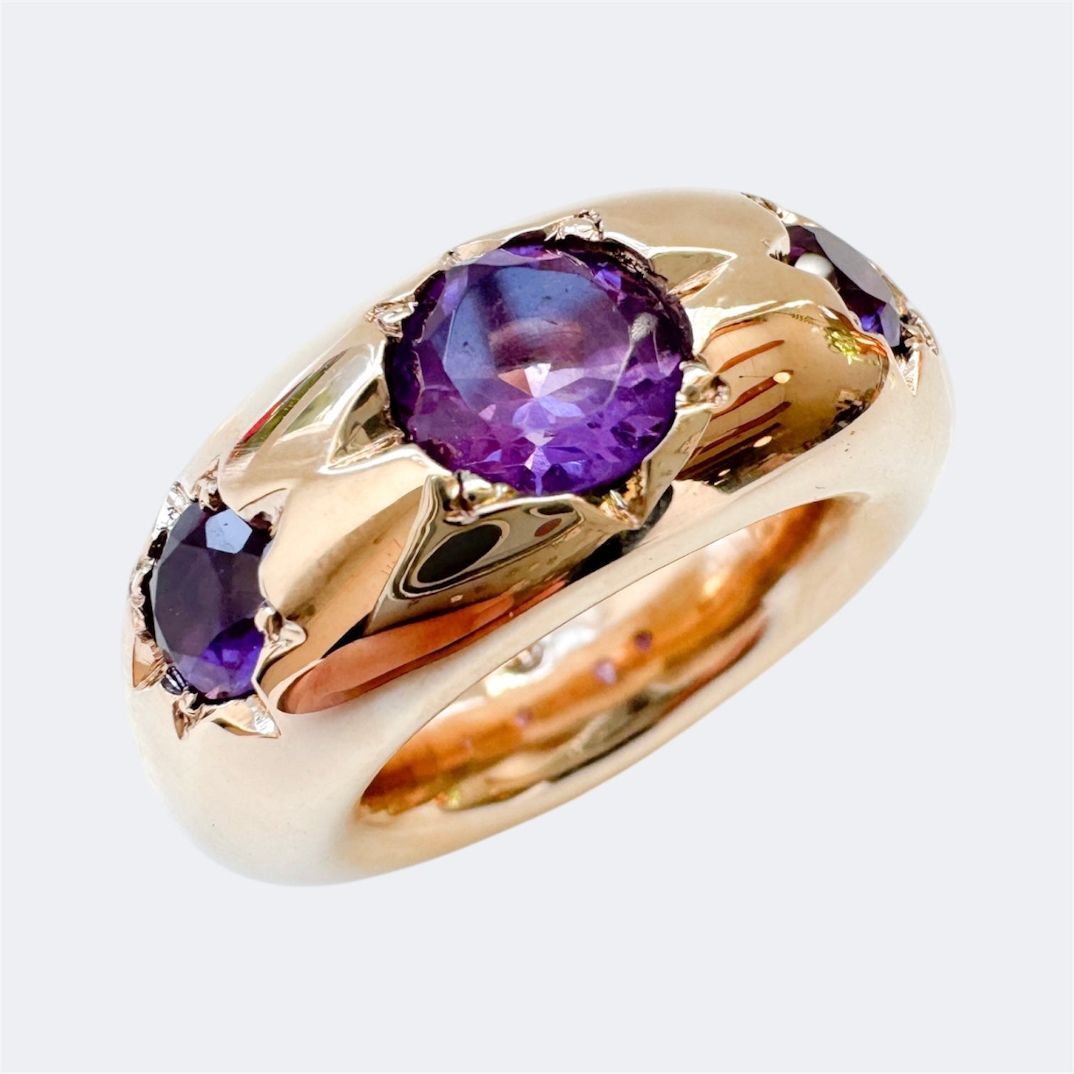 Amethyst Star Ring in Bronze