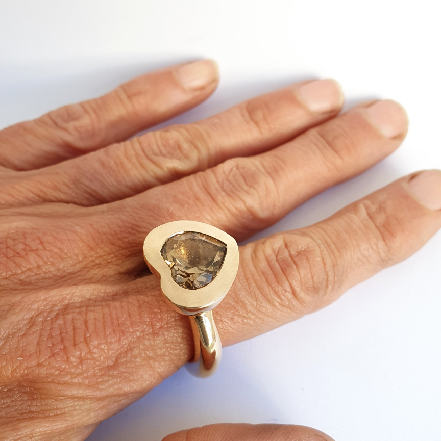 Champagne Quartz Small Heart Ring in Bronze